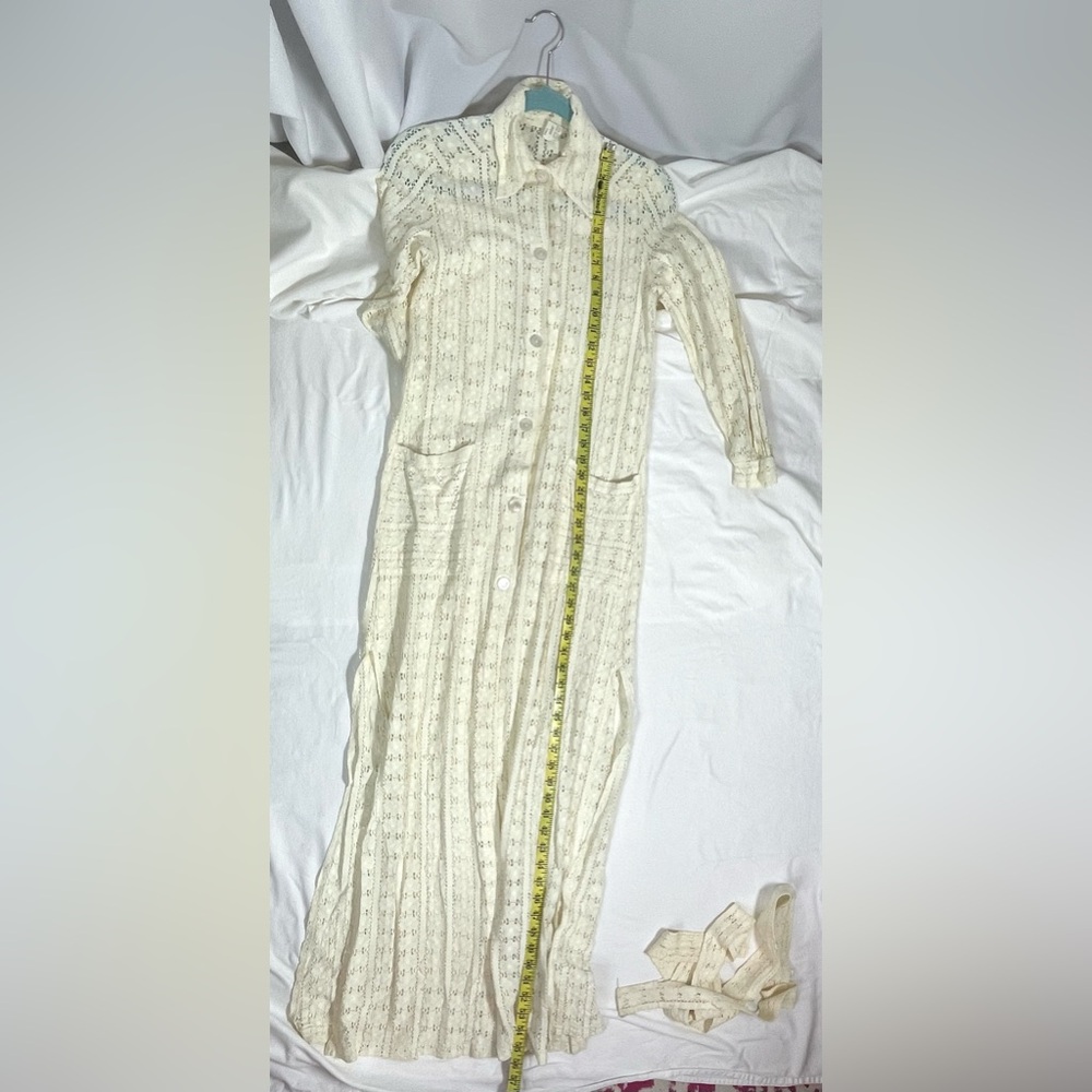 Vintage 70s Lace Maxi Cover Up - Picture 4 of 9